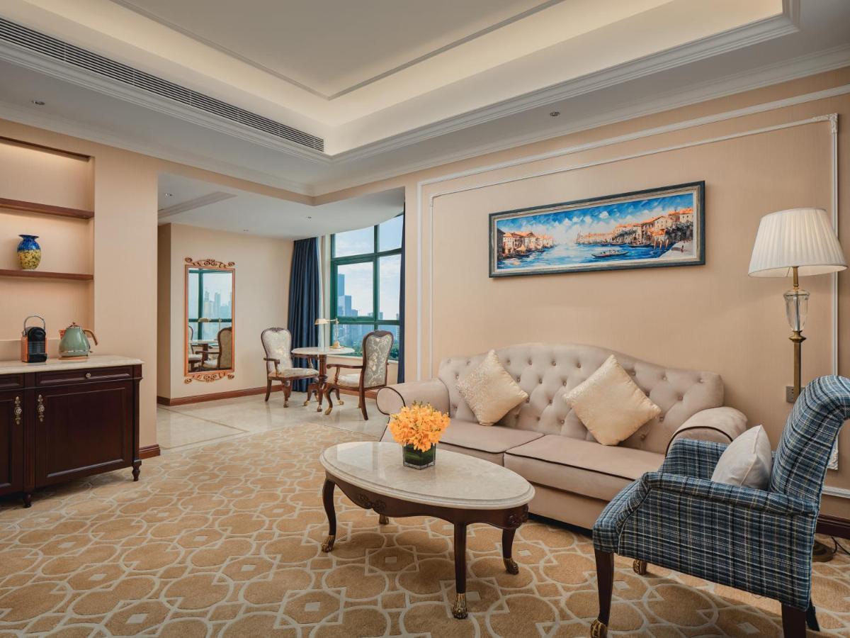 Hotel Indigo Shenzhen Overseas Chinese Town By Ihg Exterior photo