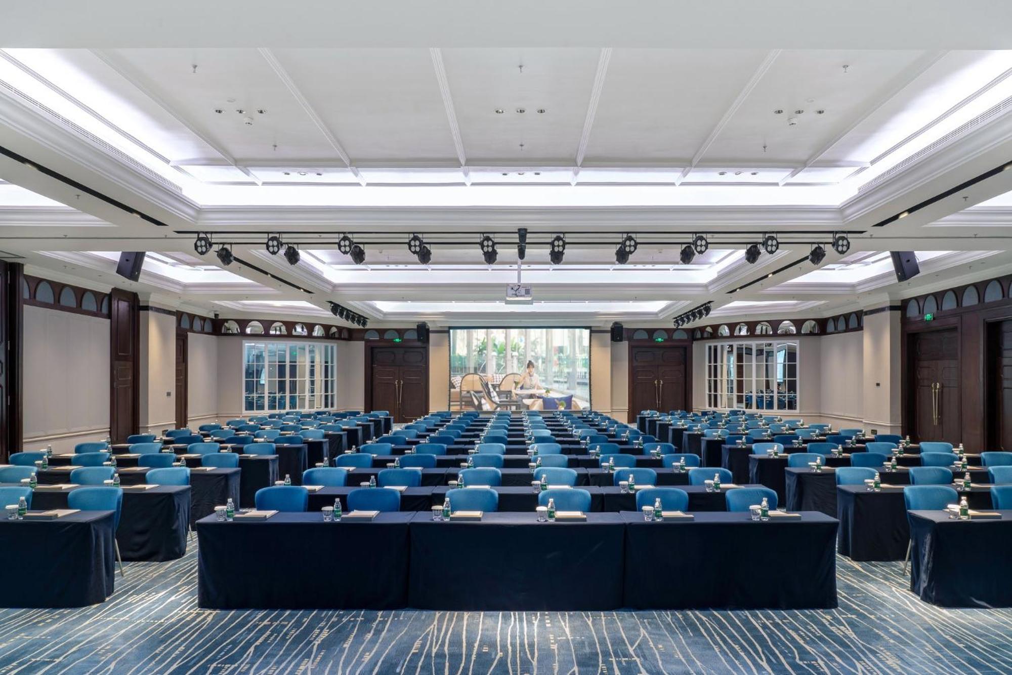 Hotel Indigo Shenzhen Overseas Chinese Town By Ihg Exterior photo